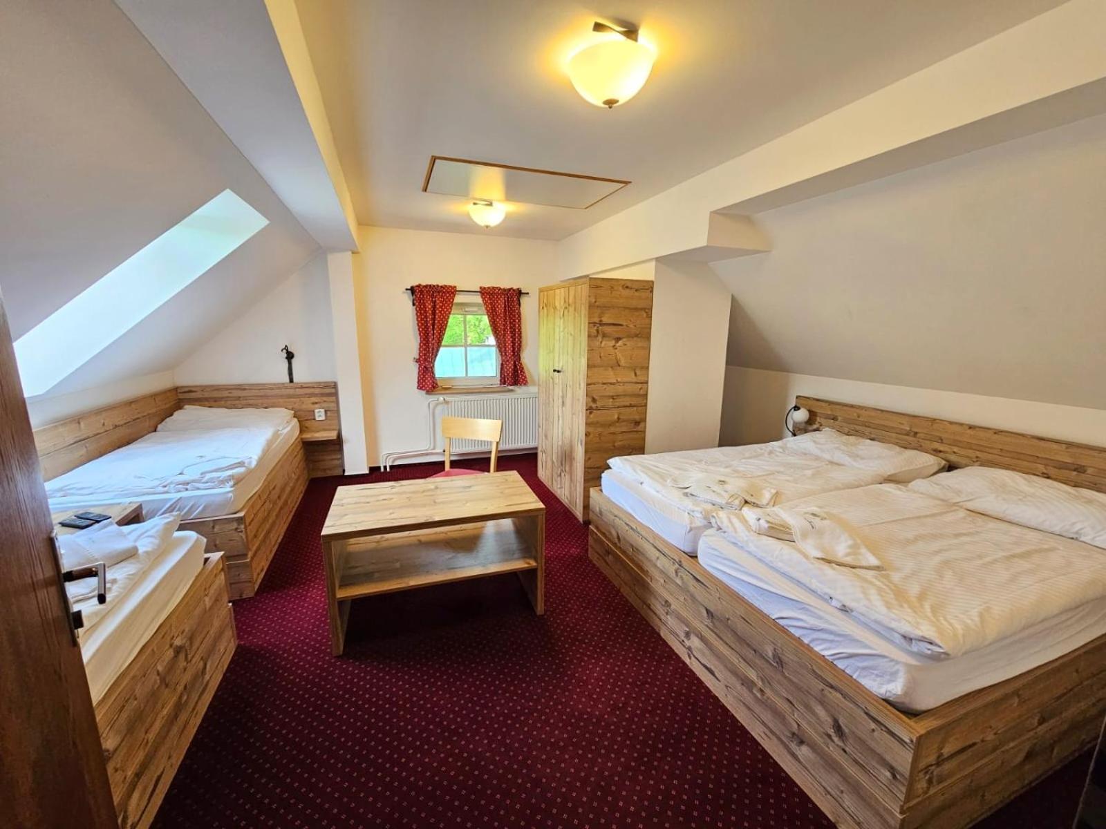 Hotel Konsel Říčky Εξωτερικό φωτογραφία