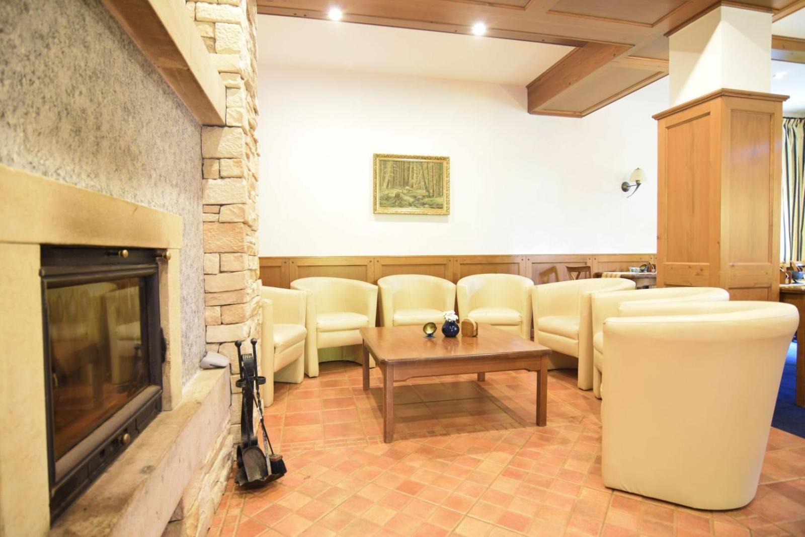 Hotel Konsel Říčky Εξωτερικό φωτογραφία