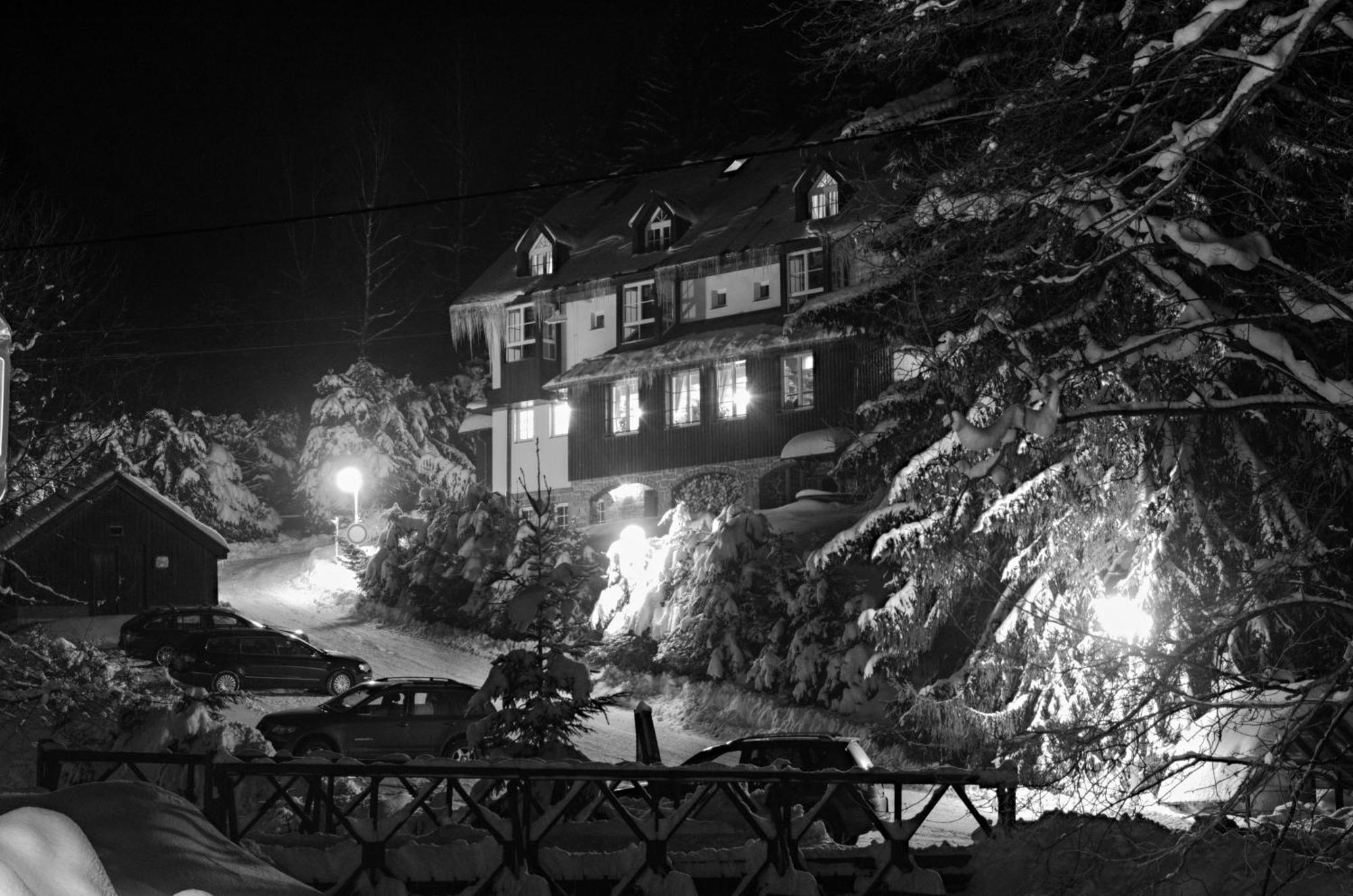 Hotel Konsel Říčky Εξωτερικό φωτογραφία