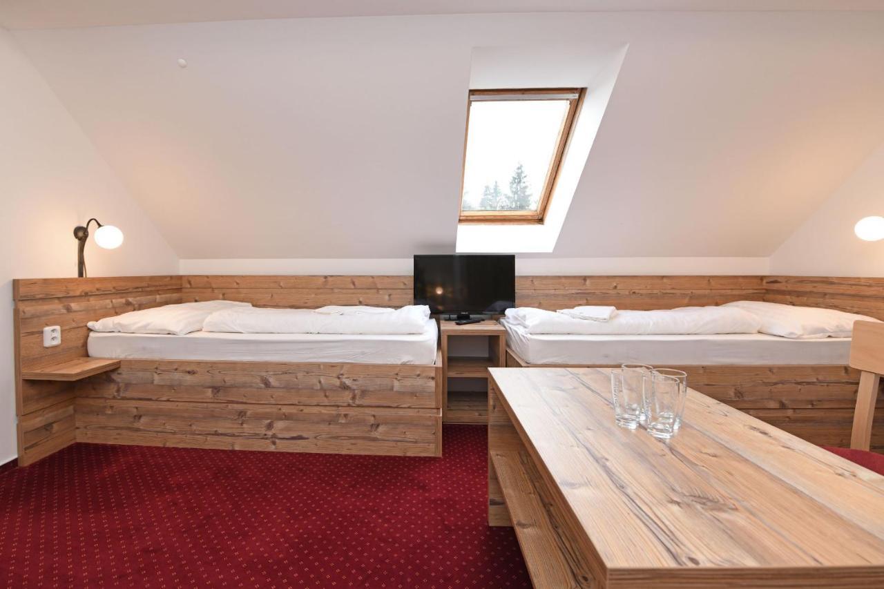 Hotel Konsel Říčky Εξωτερικό φωτογραφία