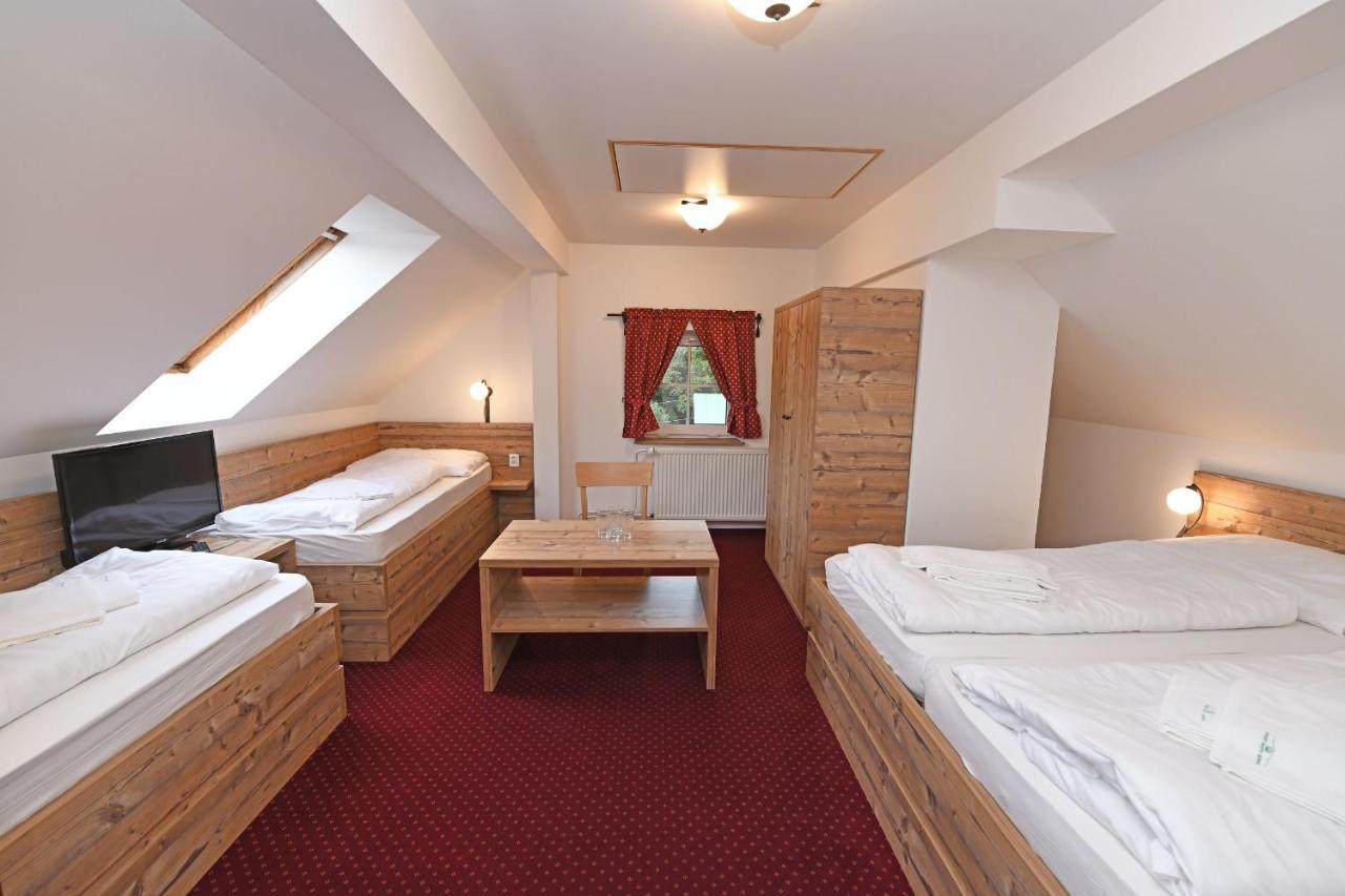 Hotel Konsel Říčky Εξωτερικό φωτογραφία